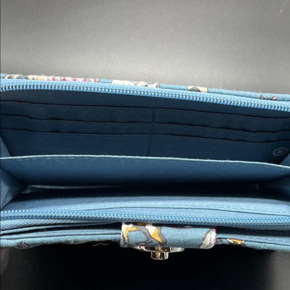 Vera Bradley Cat’s Meow RFID Turnlock Wallet in Blue Quilted - Picture 12 of 13